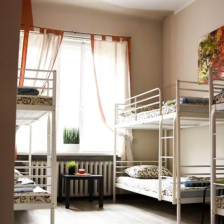 Hostel R 